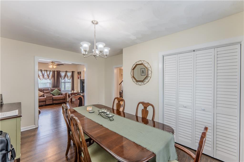 27 Cliffdale Avenue Property Photo 6
