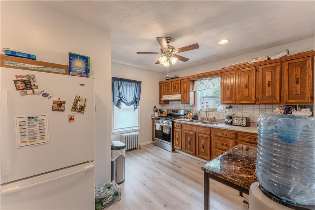 27 Cliffdale Avenue Property Photo 7