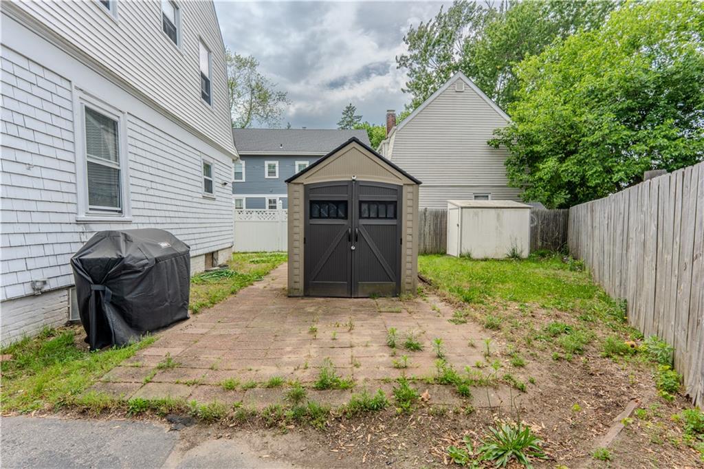 27 Cliffdale Avenue Property Photo 24