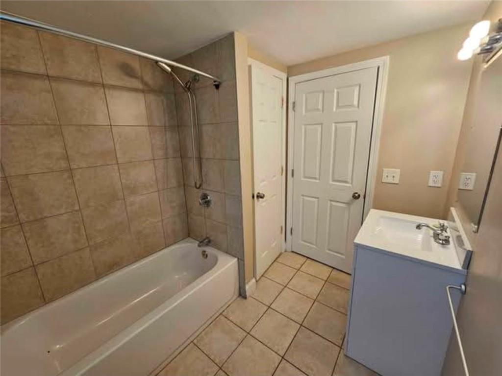 66 Penn Street Property Photo 26