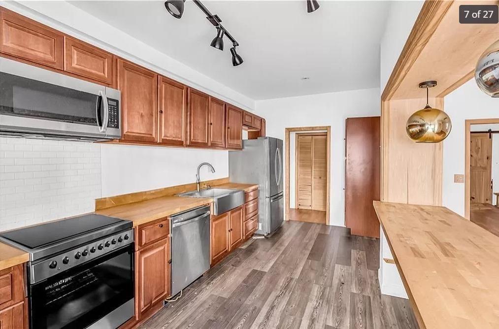 66 Penn Street Property Photo 46