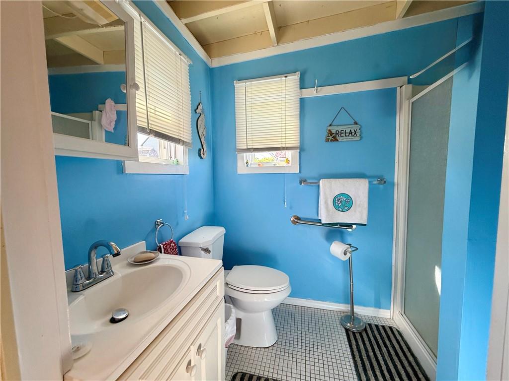 659 C Succotash Road Property Photo 7