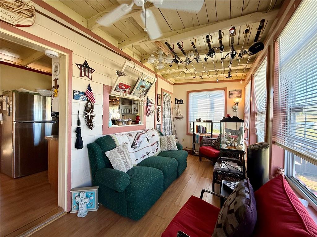 659 C Succotash Road Property Photo 11