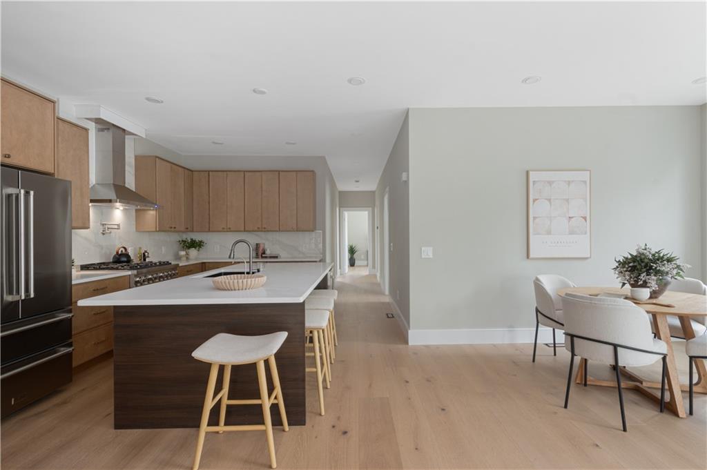 43 12th Street Unit B Property Photo 11
