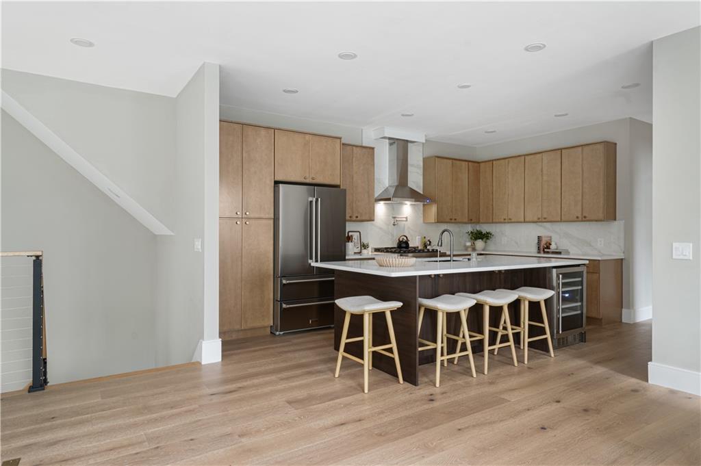 43 12th Street Unit B Property Photo 13