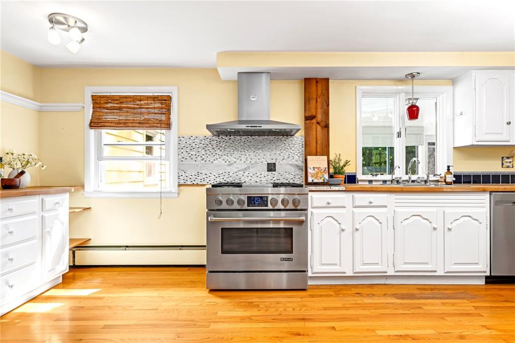 56 Middle Highway Property Photo 3