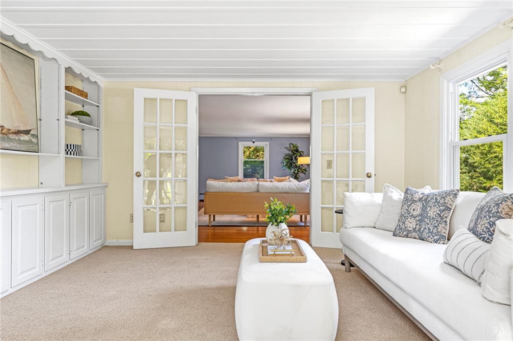 56 Middle Highway Property Photo 14