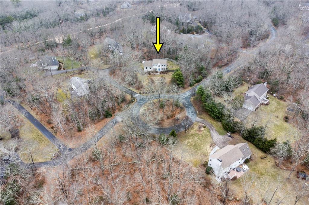 5 Hazelton Lane Property Photo 17