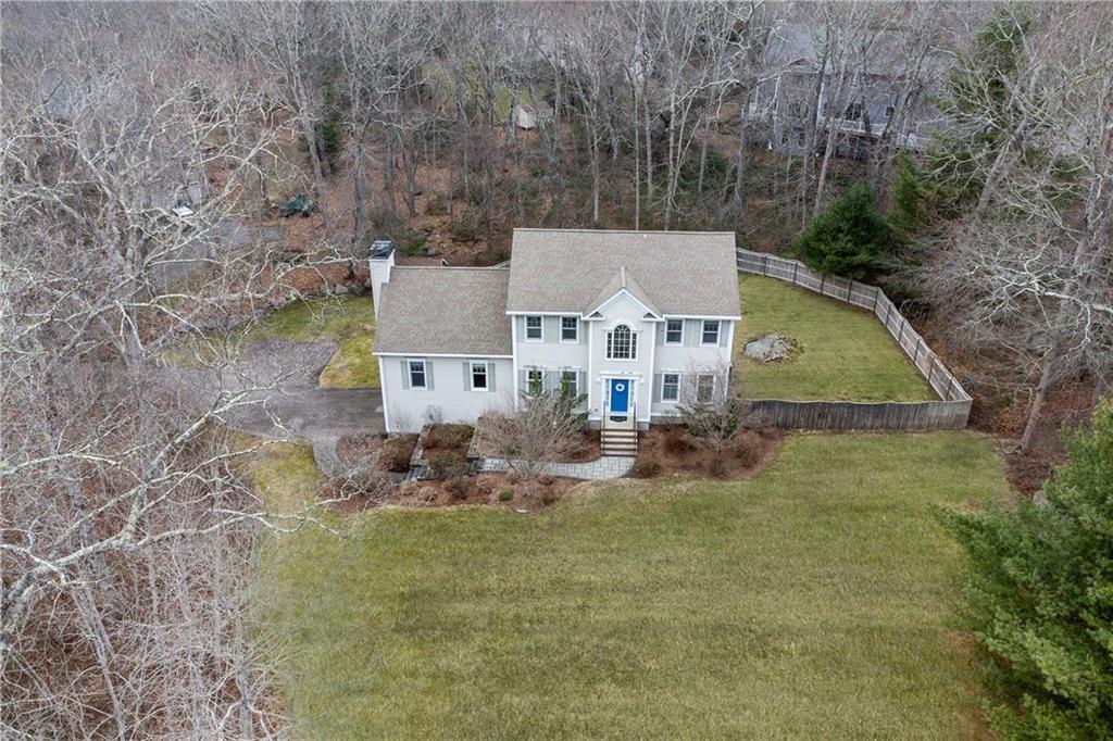 5 Hazelton Lane Property Photo 18