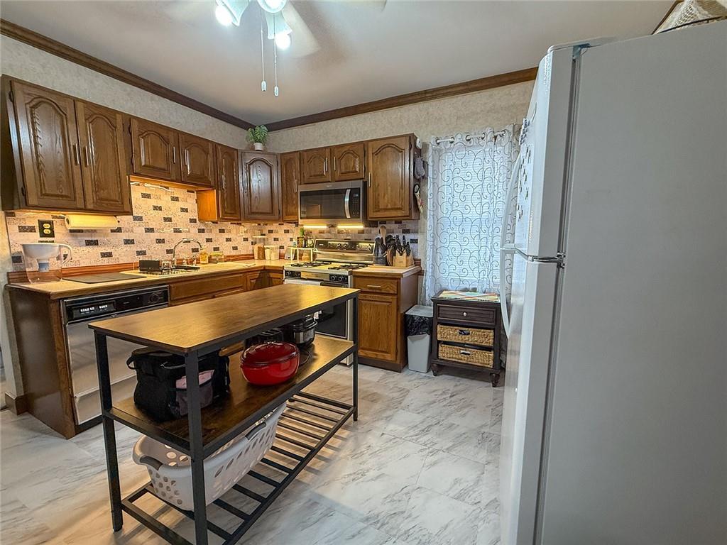 65 Bellingham Street Property Photo 11