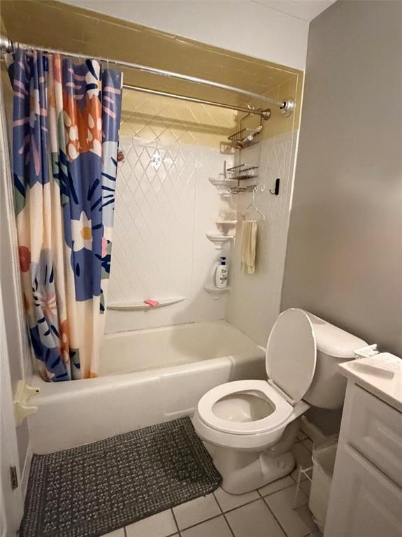 300 Smithfield Road Unit B2-24 Property Photo 12