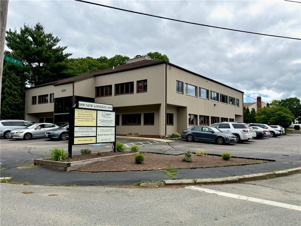 1090 New London Avenue UNIT 5