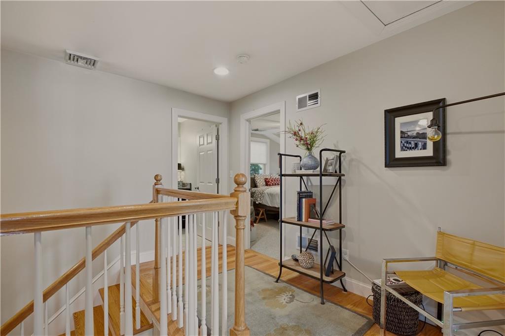 11 King Philip Avenue Property Photo 20
