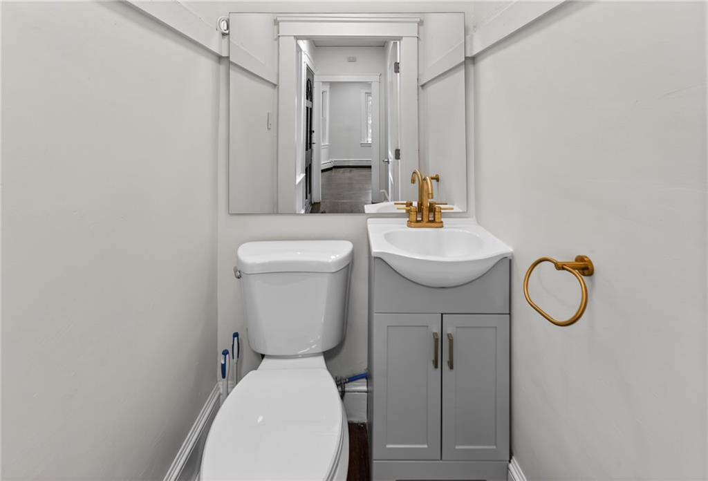 25 Fairview Street Property Photo 8