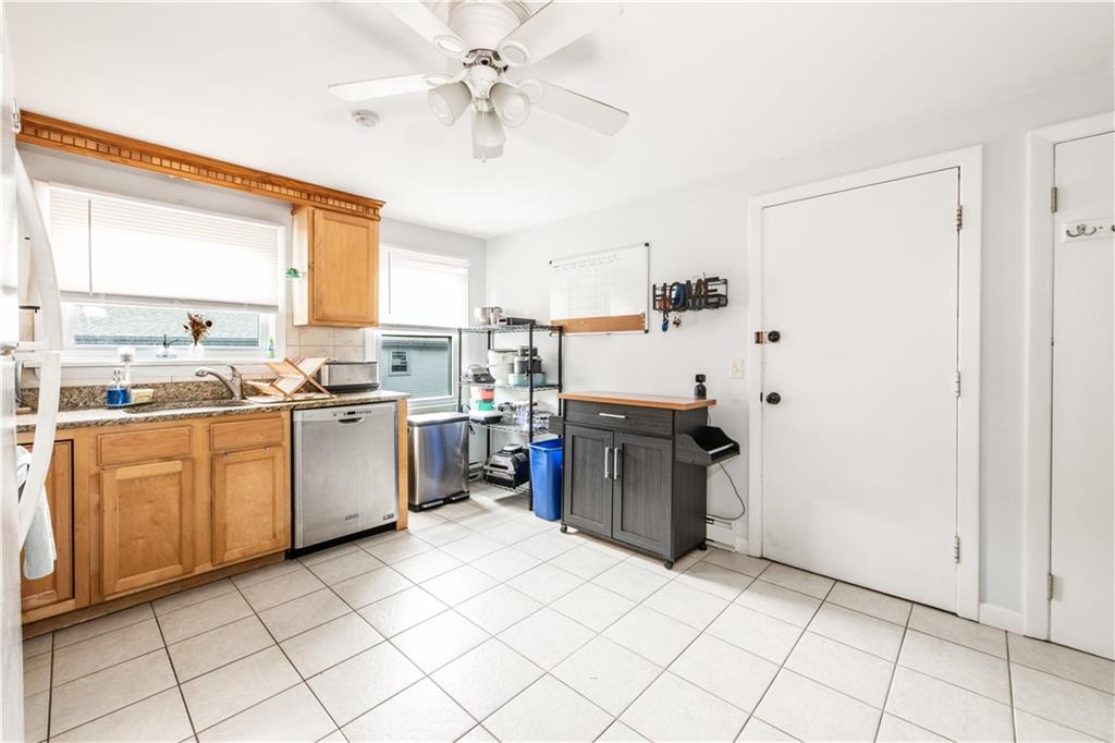 34 Capuano Avenue Unit A Property Photo 7