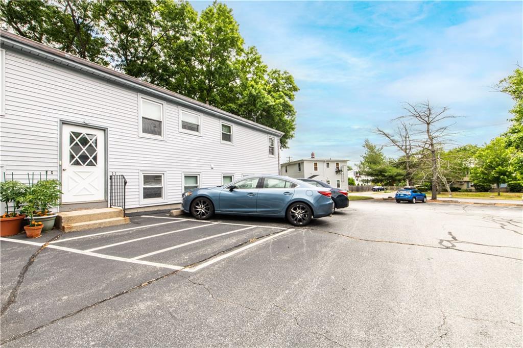 34 Capuano Avenue Unit A Property Photo 26