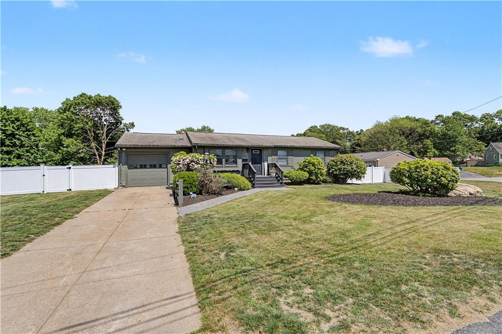 162 Larchmont Road Property Photo 2