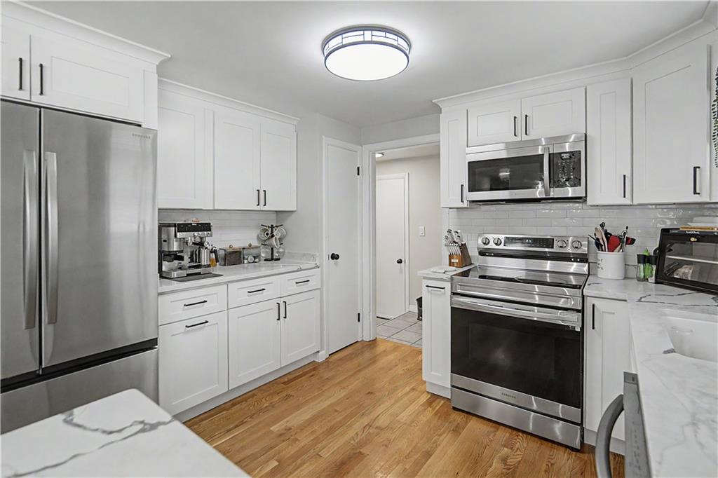 162 Larchmont Road Property Photo 11