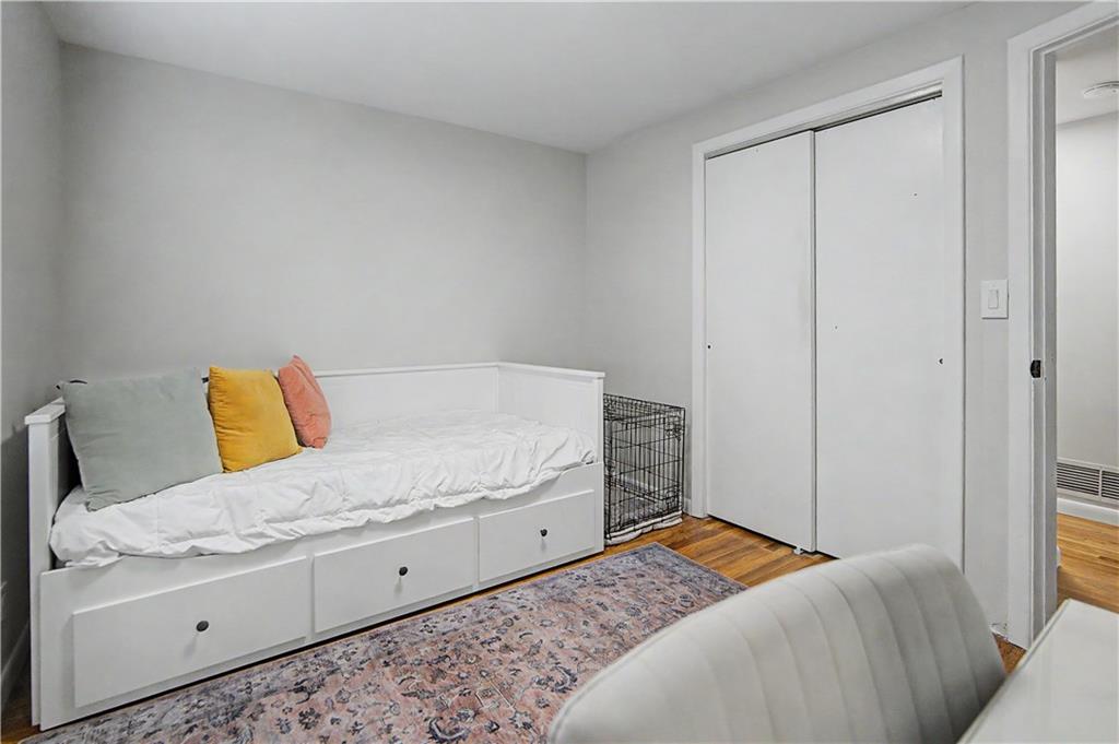 162 Larchmont Road Property Photo 20