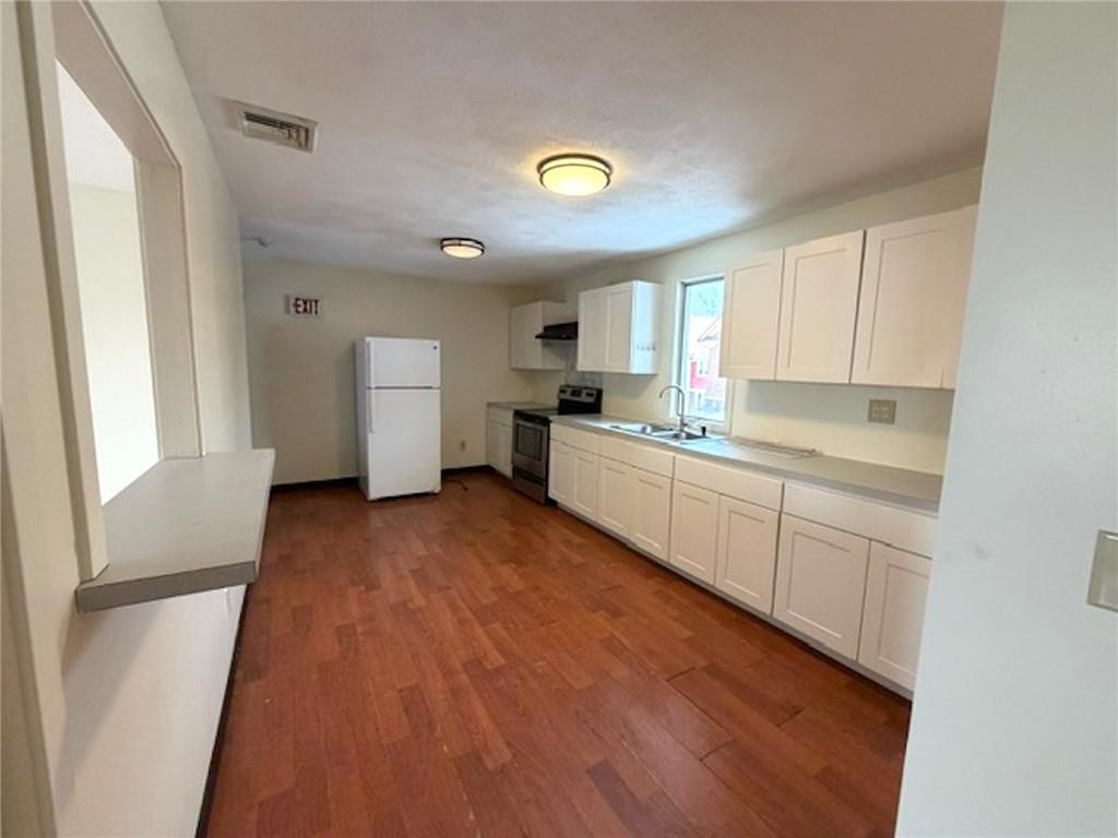 1302 Elmwood Avenue Property Photo 18