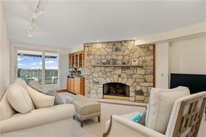 31 Coddinton Wharf Unit 8 Property Photo 5