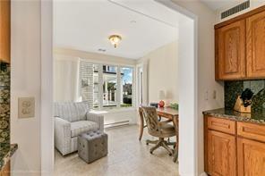 31 Coddinton Wharf Unit 8 Property Photo 15