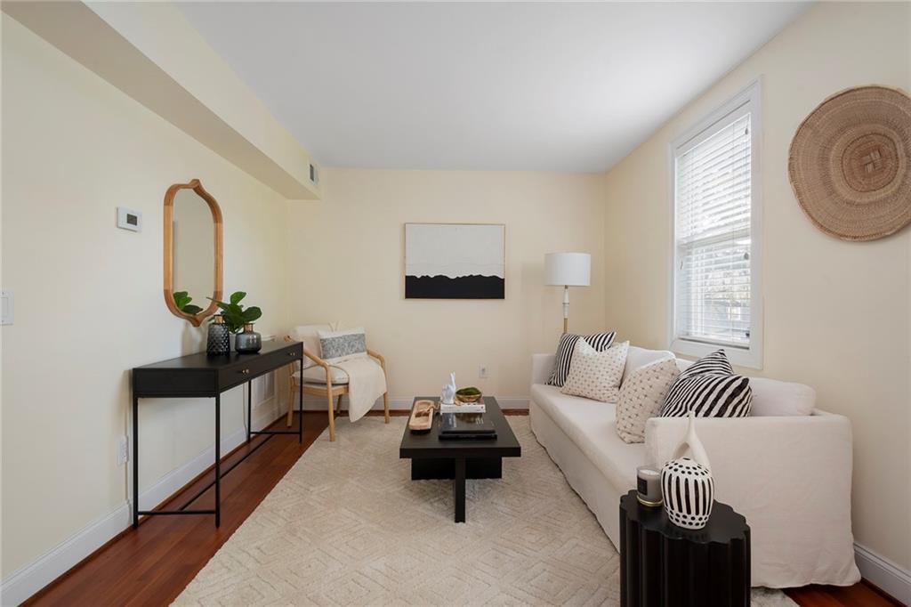 331 Williams Street Unit 7 Property Photo 9
