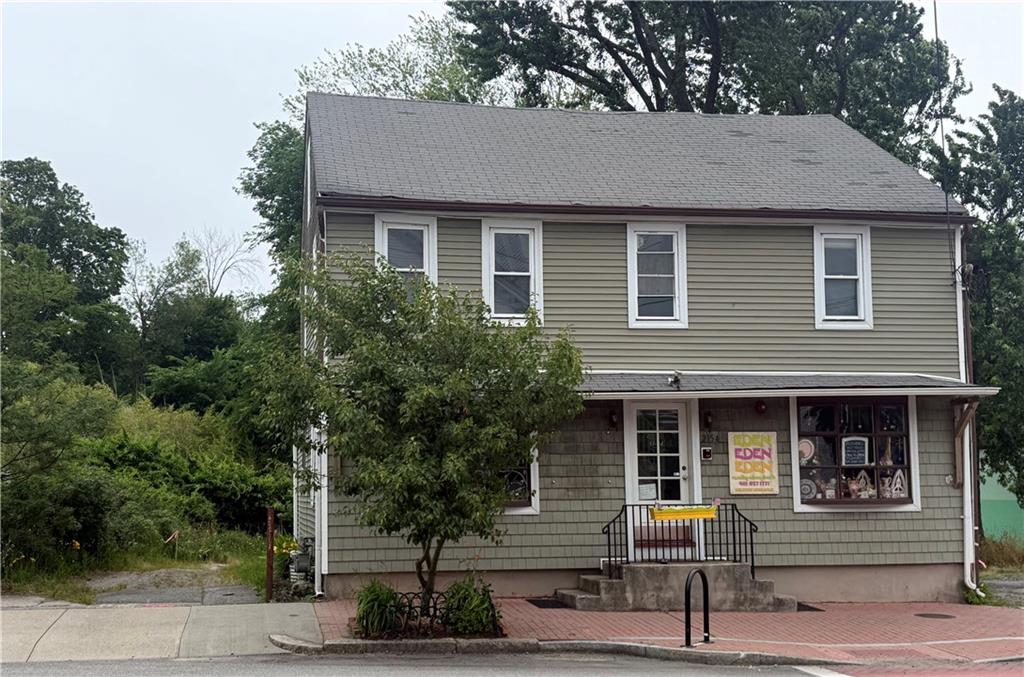 2154 Broad Street Property Photo 4