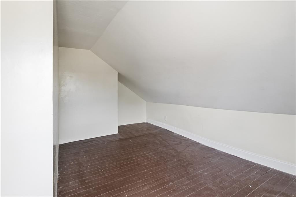 2154 Broad Street Property Photo 21
