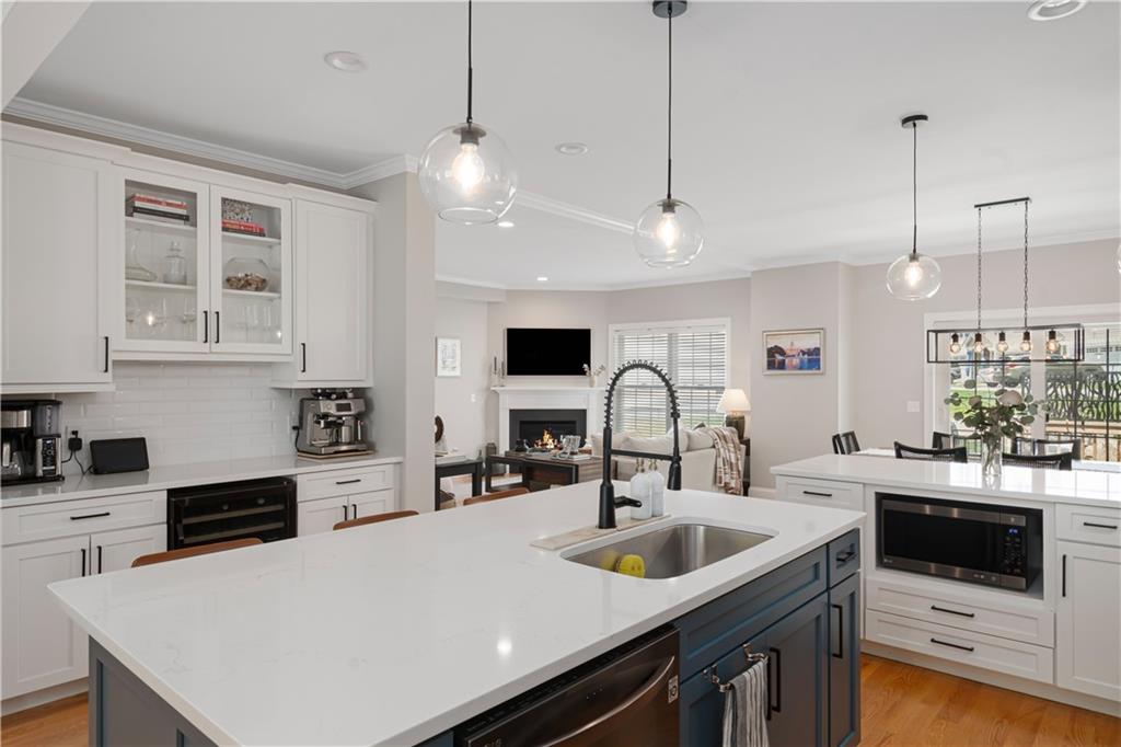105 Hunting Hill Drive Property Photo 4