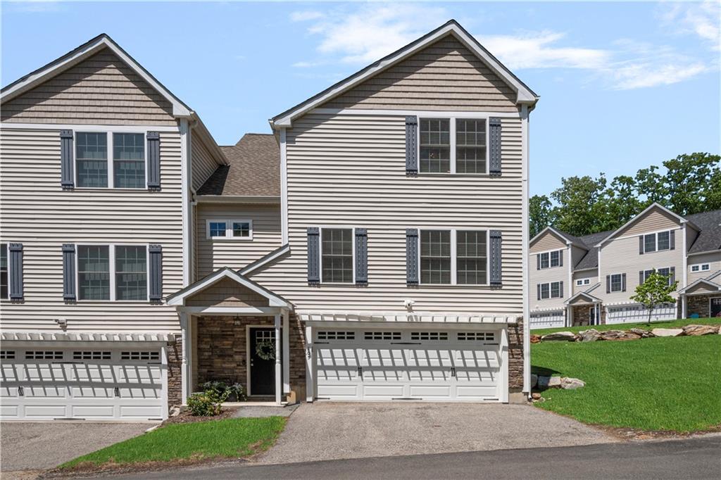 105 Hunting Hill Drive Property Photo 36