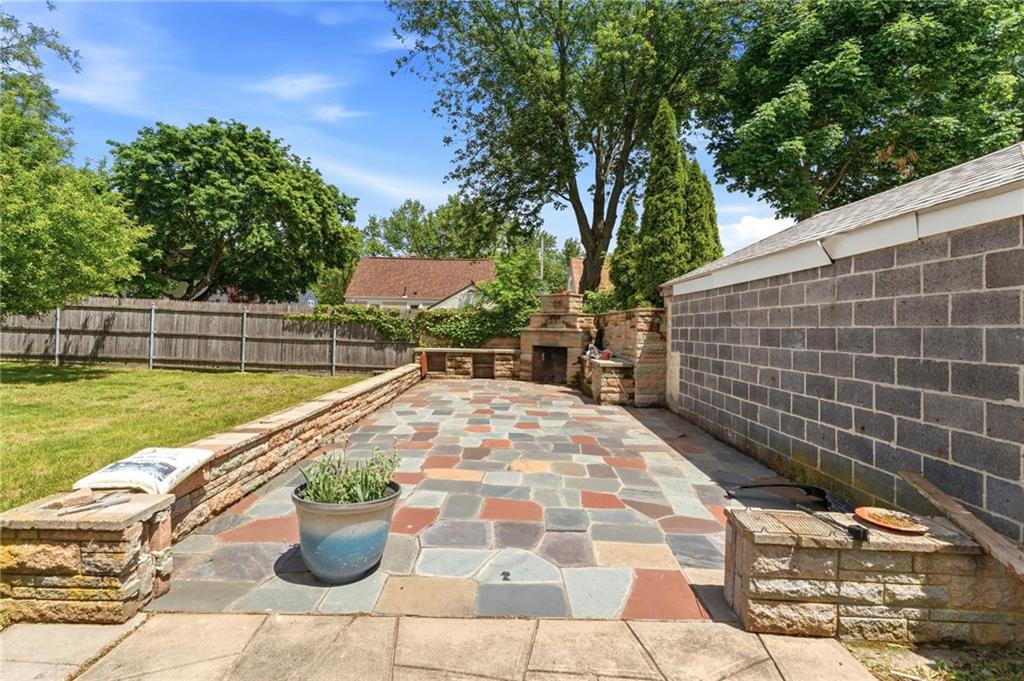 34 Intervale Road Property Photo 8