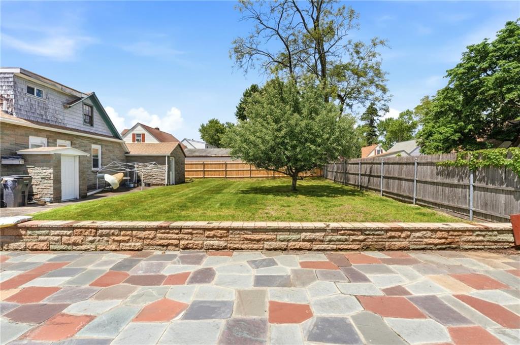 34 Intervale Road Property Photo 9