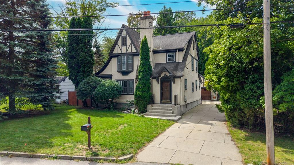 4 Grandview Avenue Property Photo 4