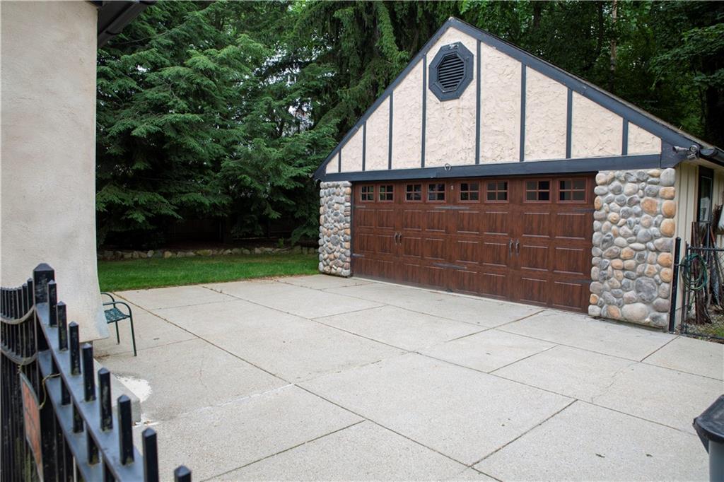 4 Grandview Avenue Property Photo 41