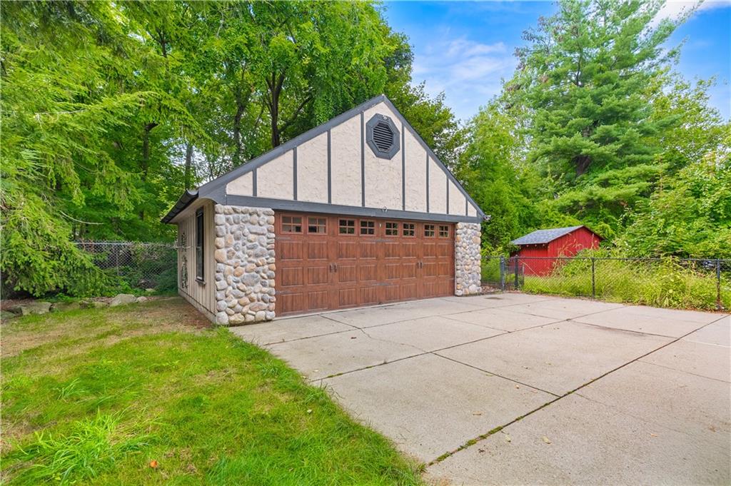 4 Grandview Avenue Property Photo 42