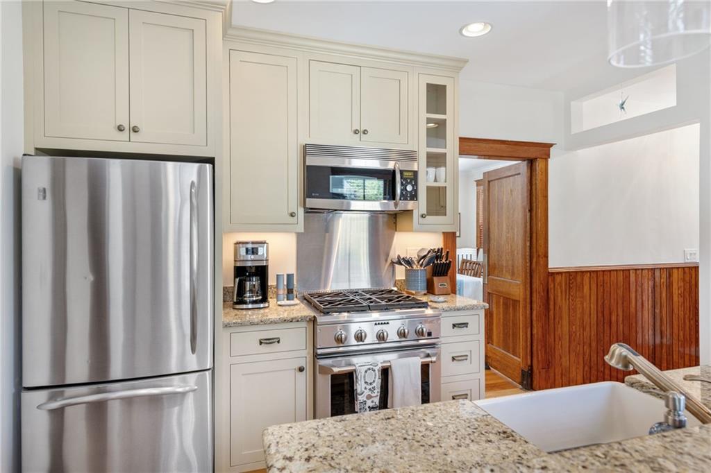 8 Bush Street Property Photo 18