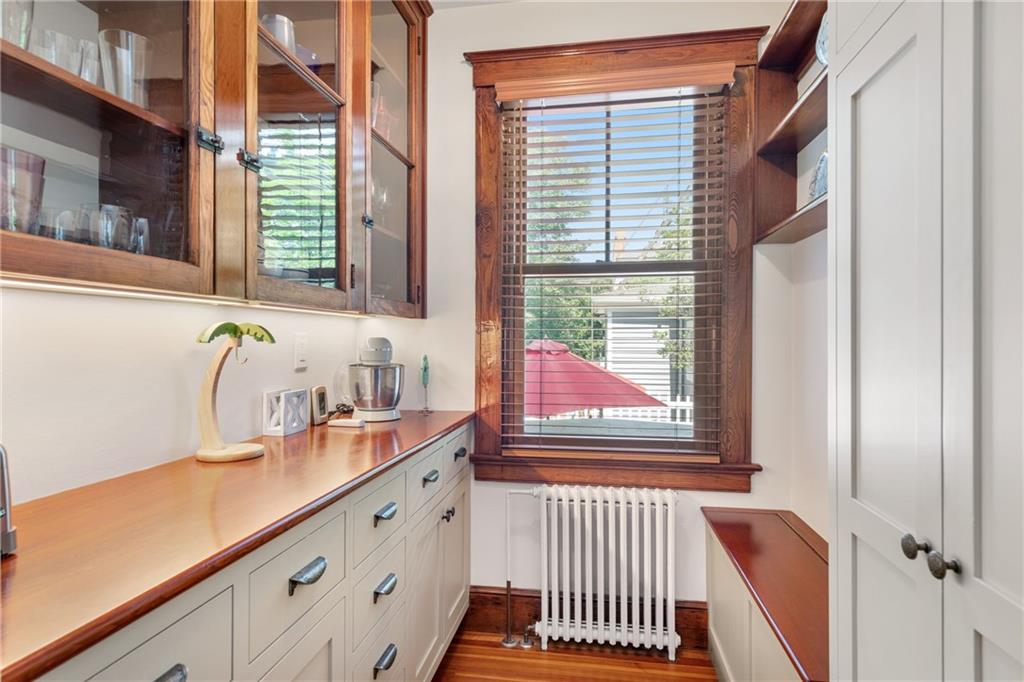 8 Bush Street Property Photo 19