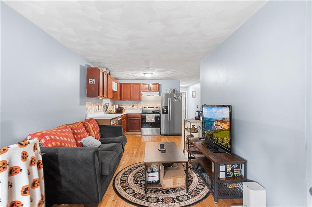 569 Smithfield Road Unit 23 Property Photo 4