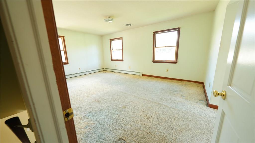 8 Pequot Avenue Property Photo 12