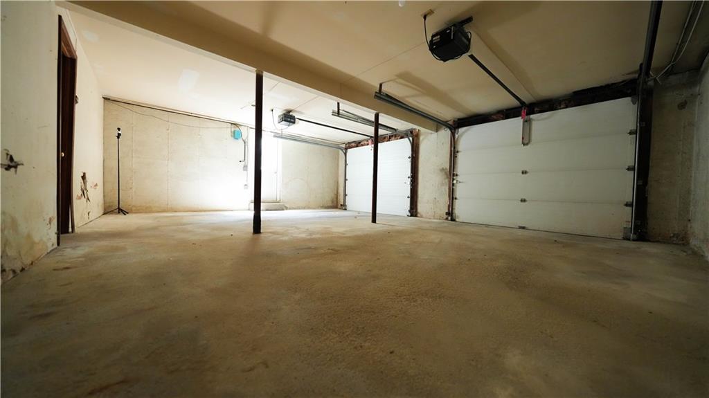 8 Pequot Avenue Property Photo 27