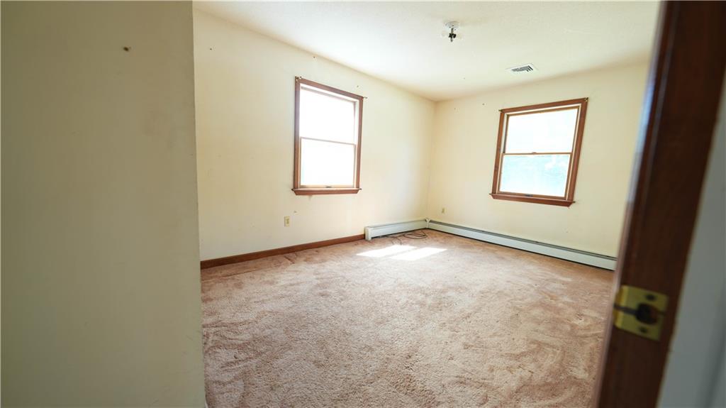 8 Pequot Avenue Property Photo 32