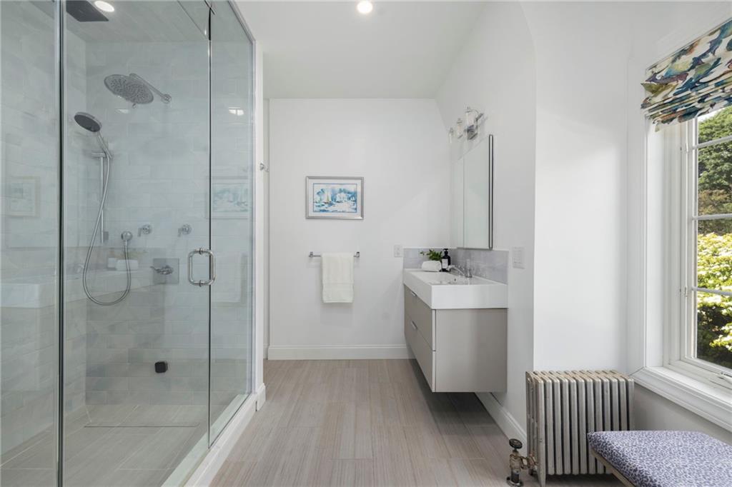 127 Beacon Avenue Property Photo 31