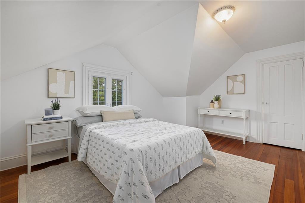 127 Beacon Avenue Property Photo 41