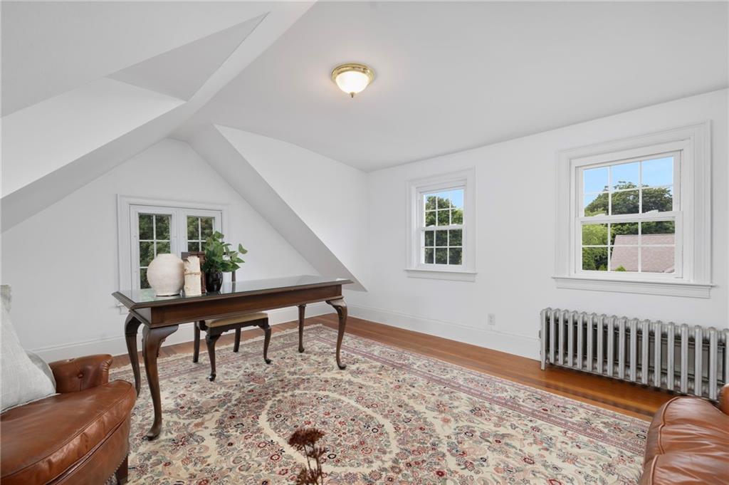 127 Beacon Avenue Property Photo 44