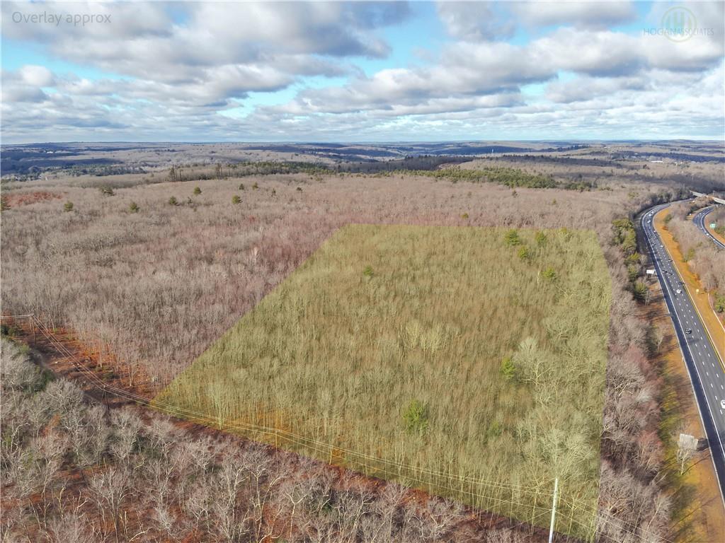 95 Wolf Hill Road Property Photo 3