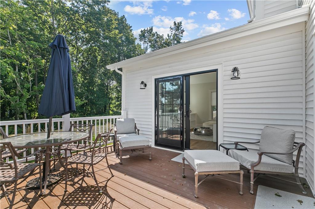 561 Bristol Ferry Road Unit B Property Photo 12