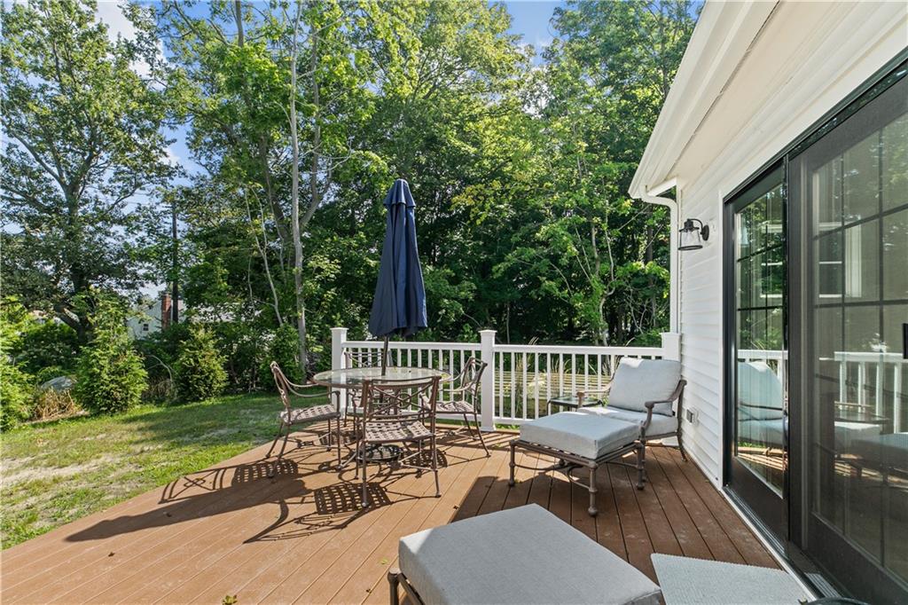 561 Bristol Ferry Road Unit B Property Photo 13