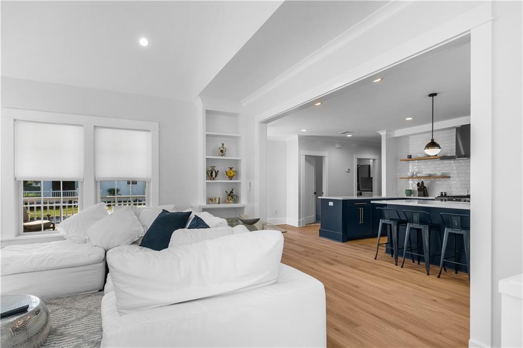 561 Bristol Ferry Road Unit B Property Photo 14