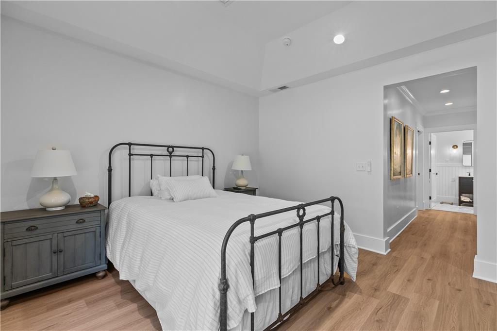 561 Bristol Ferry Road Unit B Property Photo 17